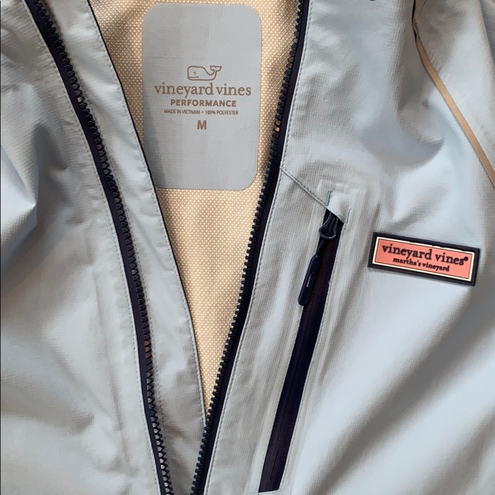 Vineyard Vines Performance Rain Jacket Size M - image 2